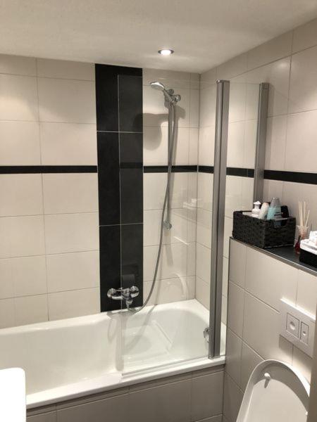 In Der Nahe Von Der Konigsallee Apartment Düsseldorf